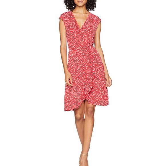 BCBGMaxAzria Dresses & Skirts - BCBG MAXAZRIA dress. Size XS, Red, faux wrap